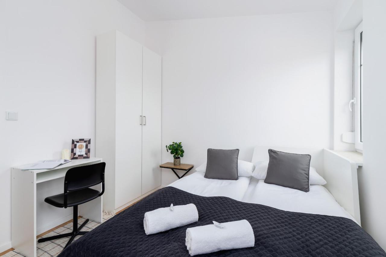 Radziwillowska Apartment Cracow Planty By Noclegi Renters Cracóvia Exterior foto