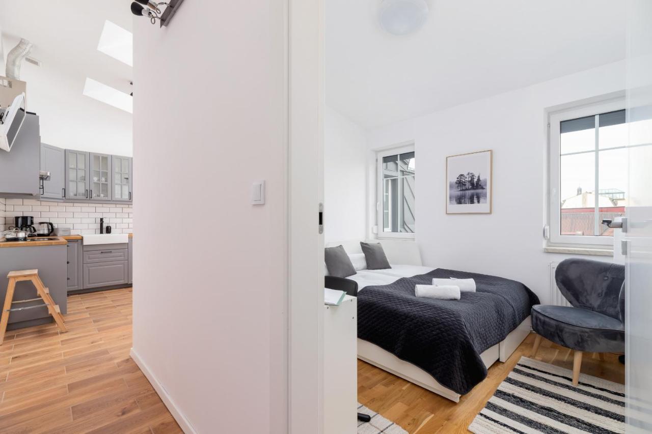Radziwillowska Apartment Cracow Planty By Noclegi Renters Cracóvia Exterior foto